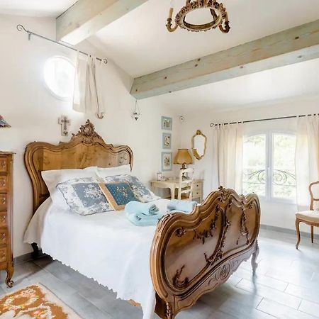 르보쎄 Agreable Chambre D'Hotes Avec Piscine B&B 외부 사진