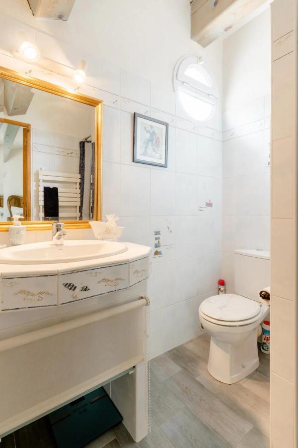 르보쎄 Agreable Chambre D'Hotes Avec Piscine B&B 외부 사진
